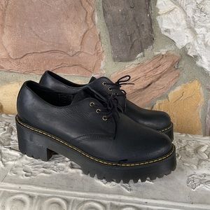 DR. MARTENS Shriver Low Womens Platform Lug Shoes